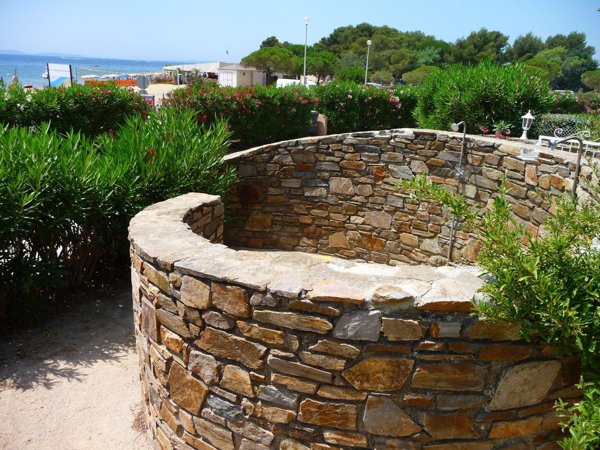 Villa L'Ensoleillade La Londe-les-Maures Exteriör bild