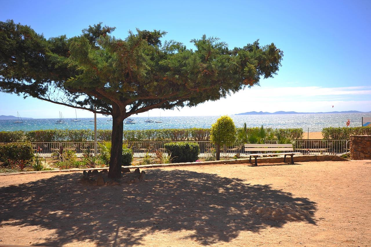Villa L'Ensoleillade La Londe-les-Maures Exteriör bild